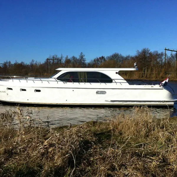 Motorboten met open kuip