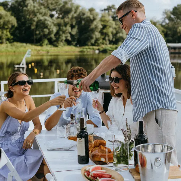 Hoe bewaar je drank het beste op een boot