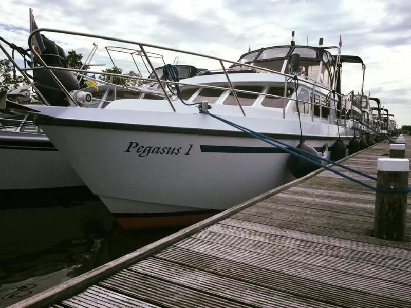 Yachtcharter Turfskip-2