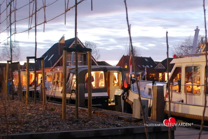 Yachtcharter Leeuwarden-0
