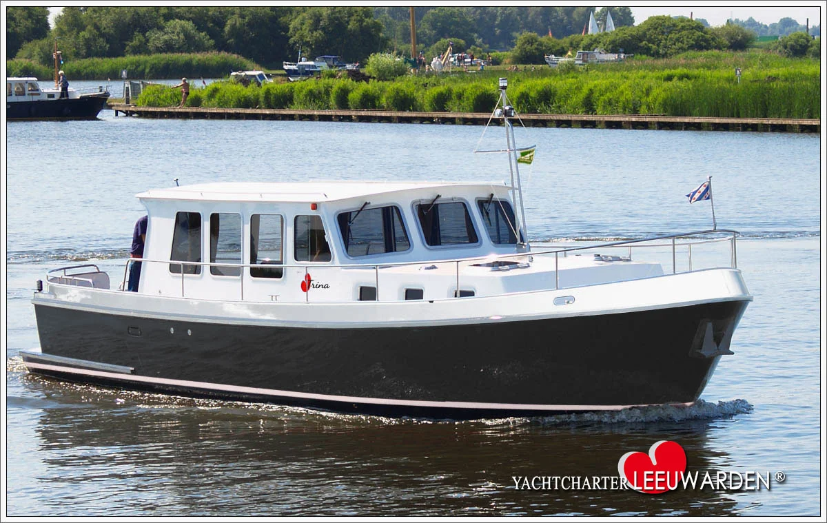 Yachtcharter Leeuwarden-1