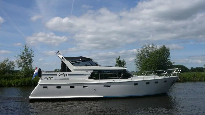 Watermerk Yachtcharter-2