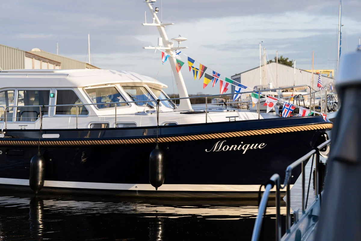 Sanzi Yacht Charter-3