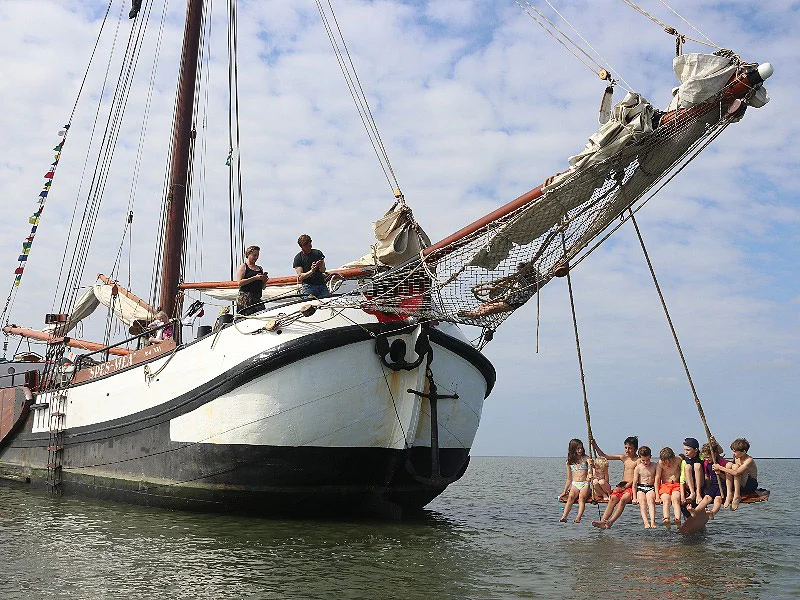 Rederij van Linschoten-2