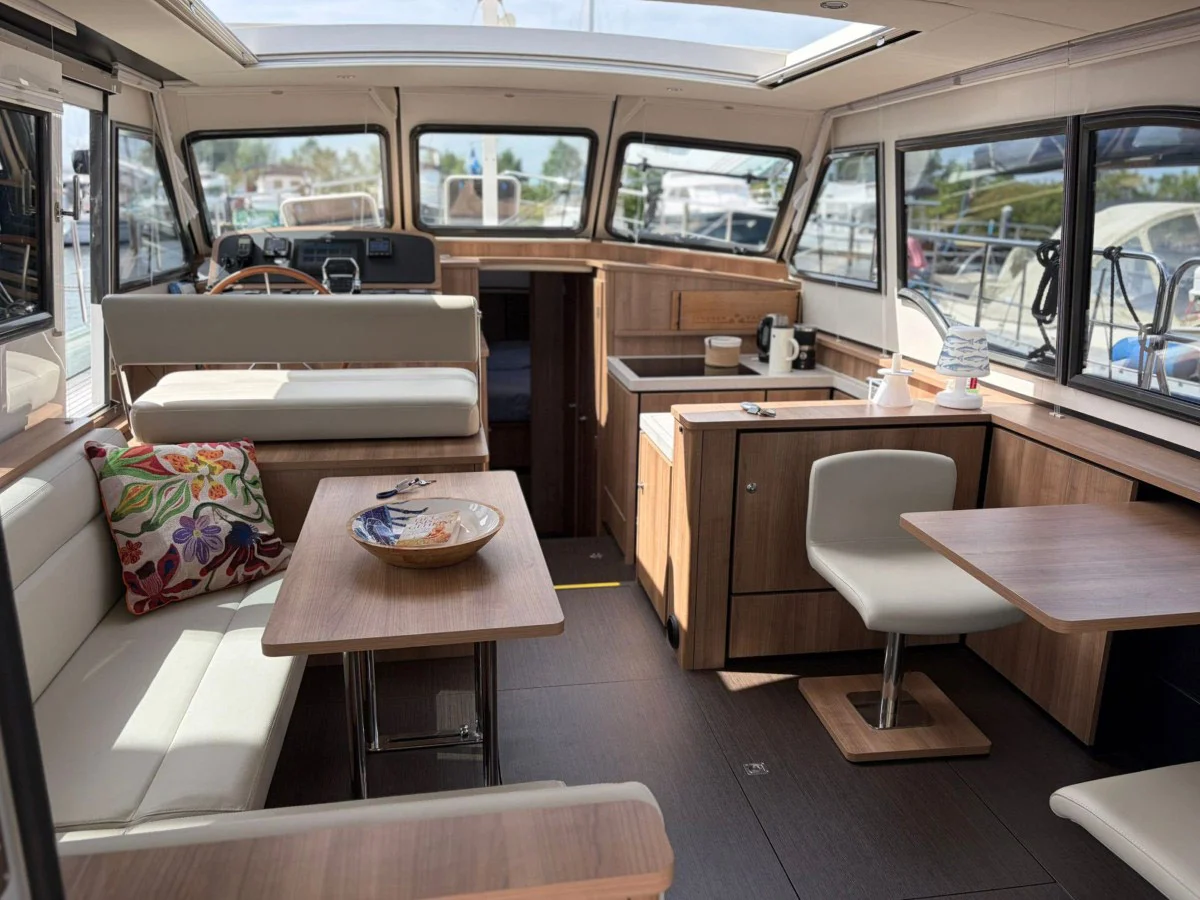 Yachtcharter BLY-3