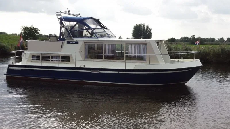 Delos Yachtcharter-1