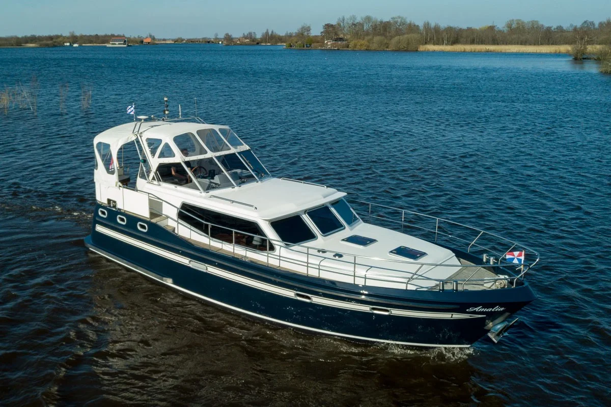 Yachtcharter Friesland-0