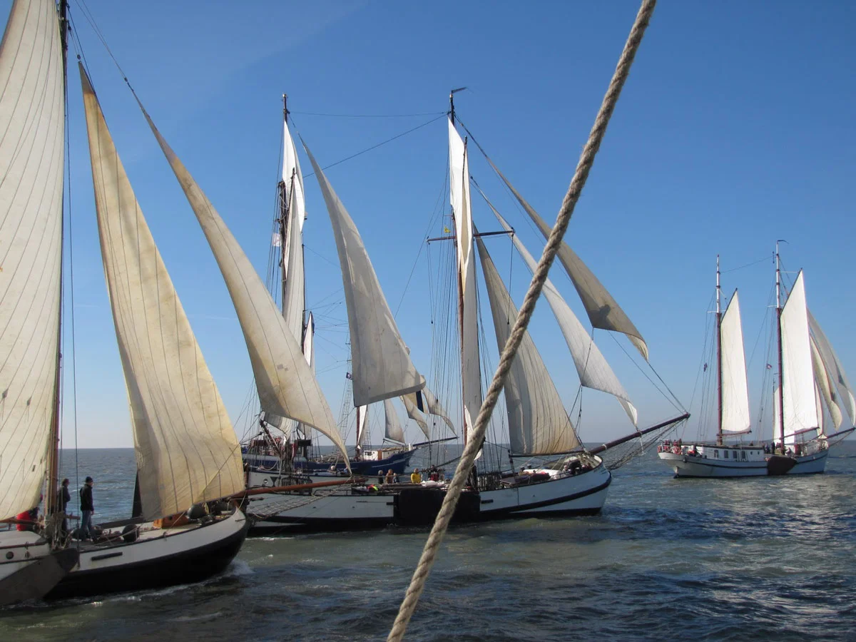 Rederij van Linschoten Traditionele zeilvakanties bv.-4