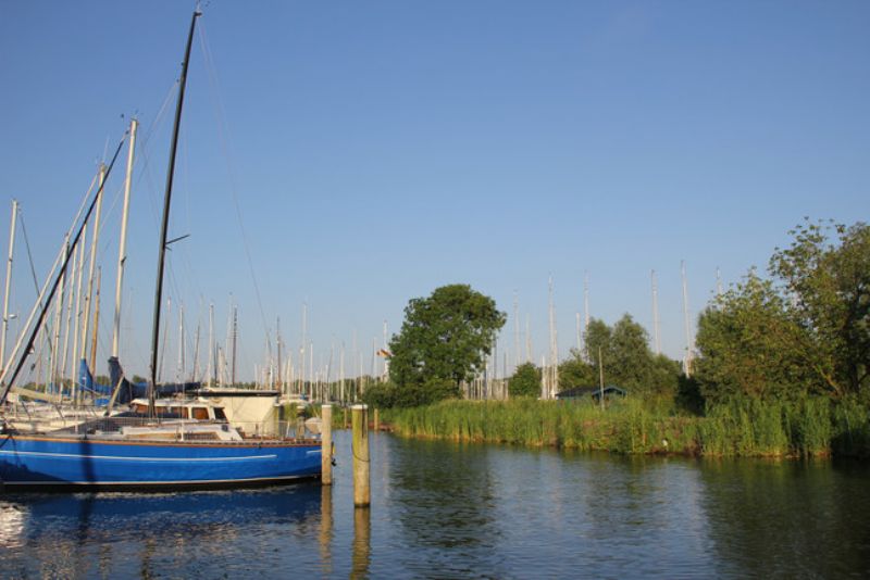 Waterland Yacht Charter