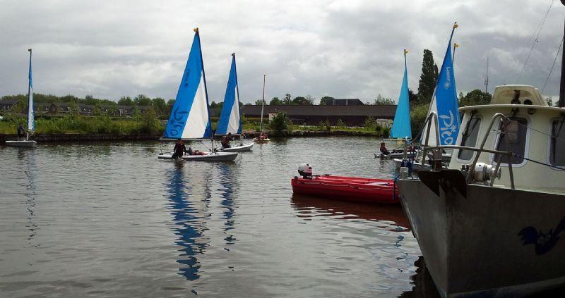 06_watersportcentrum_de_ulepanne_toerboot