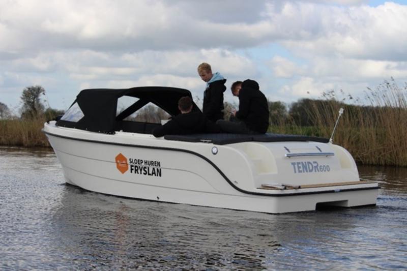 1_sloep_huren_fryslan