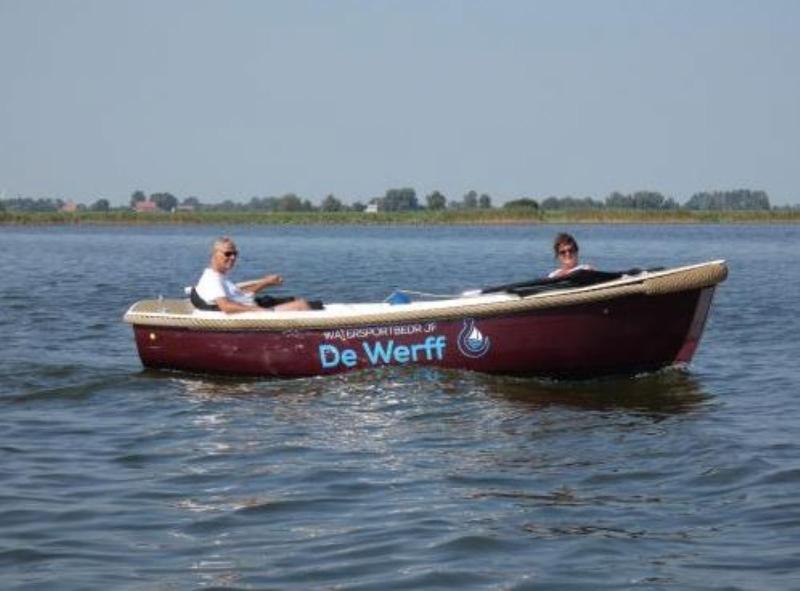 1_watersportbedrijf_de_werff_elektrosloep