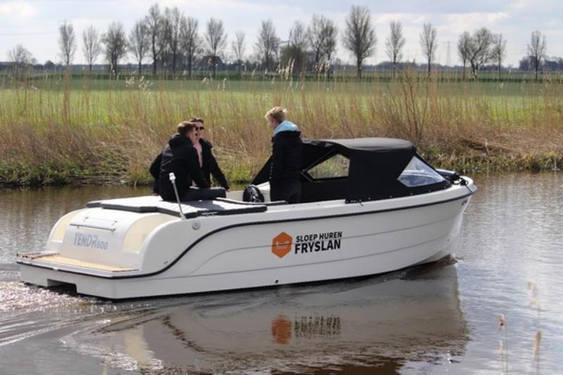 2_sloep_huren_fryslan_sloepverhuur