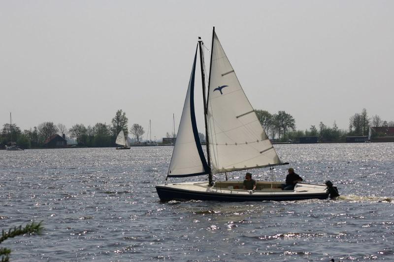 2_watersportbedrijf_de_werff_valk-huren