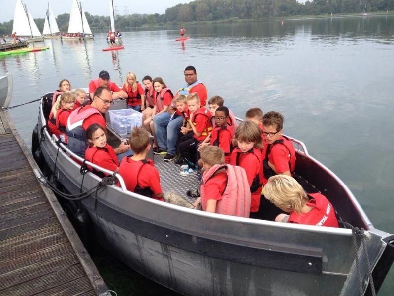 2_watersportschool_frissen_sloepvaren-met-kinderen