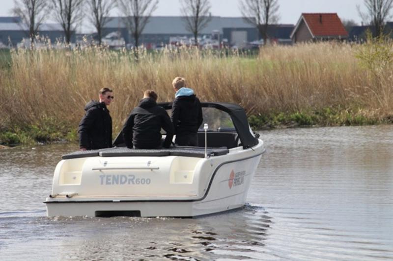 3_sloep_huren_fryslan_sloepvaren