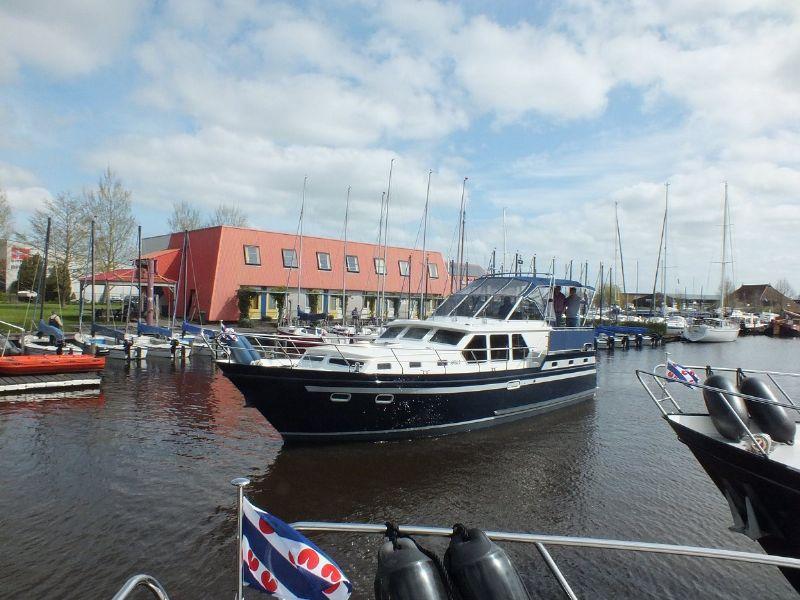 yachtcharter de waterpoort