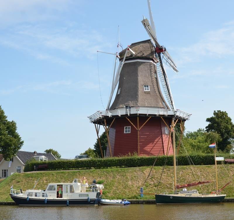 4_holiday_boatin_bootverhuur-friesland