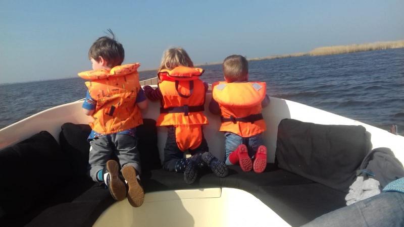 4_watersportbedrijf_de_werff_varen-met-kinderen
