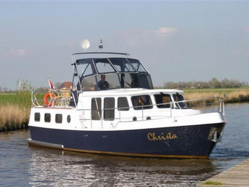 Remmen Grazen temperatuur Friesland Boating | verschillende motorkruisers en kormorans te huur